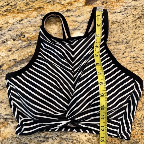 Kona Sol Women's High Neck Twist Front Bikini Top Size Small  Black Striped - Picture 11 of 11